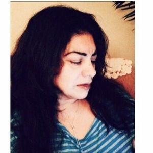 Meet your Posher, Magaly